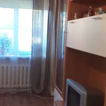 Продам двухкомнатную квартиру, в Казани