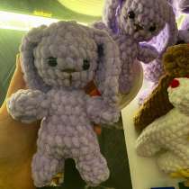 Вязаные мягкие игрушки Зайки, в Москве