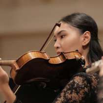 Играю на скрипке на мероприятиях, в г.Алматы