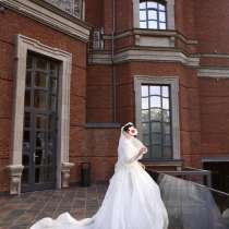 Продаю платье размер 42-48 торг будет 80000 рублей, в Ростове-на-Дону