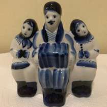 Гжель, в Москве