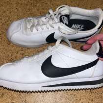 Кроссовки Nike Cortez оригинал черно-белые 37 размер, в Челябинске