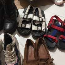 Отдам женскую обувь, в г.Караганда