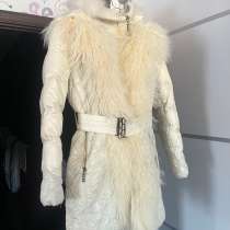 Пальто теплое зимнее, лама, в Москве