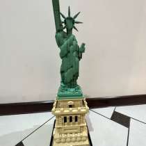 Лего статуя свободы, в Москве