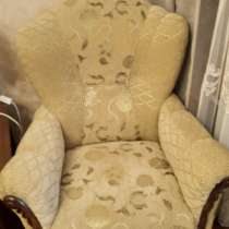 Угловой диван и кресло, в Казани