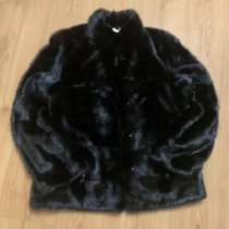 Продаю норковую шубу блек лама, в Долгопрудном