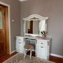 Спальный гарнитур б/у в хорошем состоянии, в Черкесске