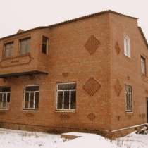 Продаю недорого дом кирпичный 264 кв. м. на 5,5 сотках, в Ростове-на-Дону