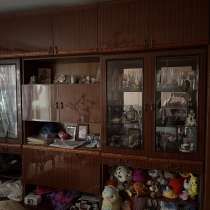 Отдам даром стенка 4 м, в Казани