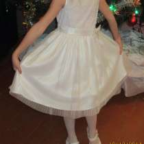 Красивое платье для девочки, в Новомосковске