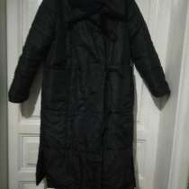 Пальто женское 52 размера, теплое и легкое, черного цвета, в г.Херсон