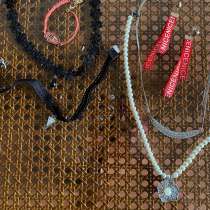 Цепочка, ожерелье, чёкер, серёжки, фенечка, в Новосибирске