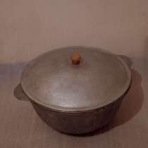 Казан чугунный середина хх века, в Кириллове