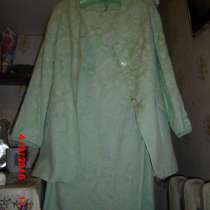 Продается жен. костюм пиджак+платье, в Добрянке