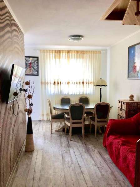 Продам двухуровневую 4 комнатную квартиру. г. Зеленоградск в Калининграде