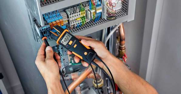 Услуги квалифицированного электрика в фото 30