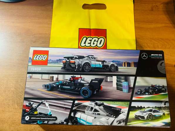 Коллекционный набор Lego Speed Champions Mercedes-AMG F1 в Москве фото 4