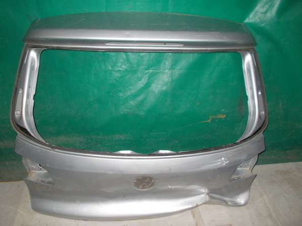 Крышка багажника на Volkswagen Tiguan