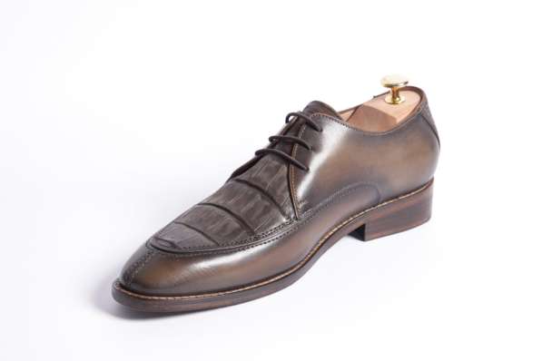 Пошив обуви, ремонт и реставрация