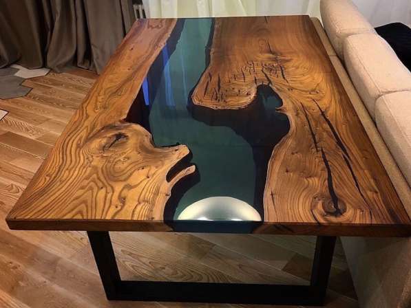 I sell a handmade table