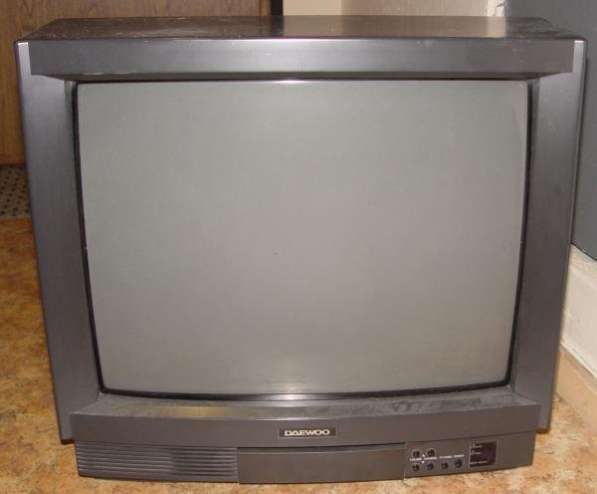 Телевизор д37см, д51см