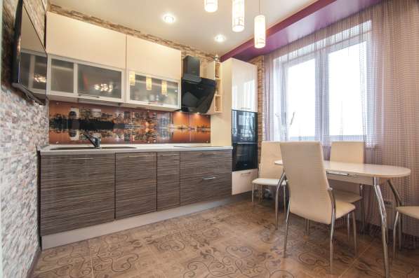 Шикарная квартира с дизайнерским свежим ремонтом и мебелью! в Екатеринбурге фото 15