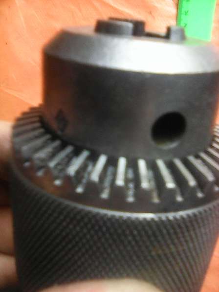 Патрон для дрели