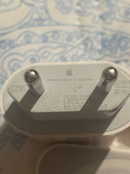 Apple power bank в Москве
