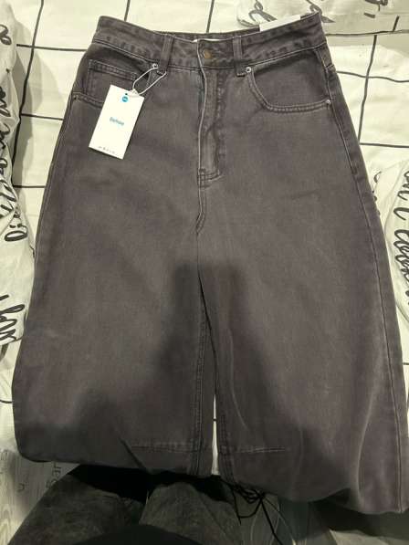 Джинсы женские