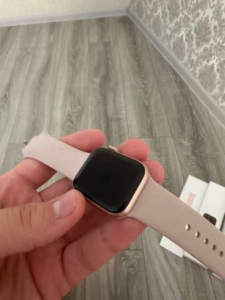 Apple Watch SE GPS Aluminum в Чебоксарах