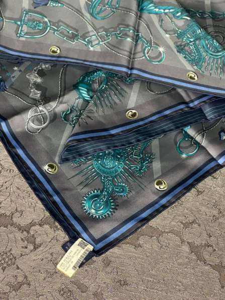 Шелковый платок Hermes в Москве фото 3