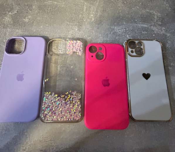 Отдам даром чехлы на айфон 14