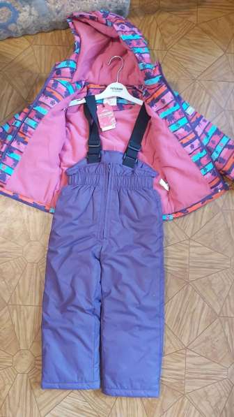 Комплект (куртка, брюки на бретелях) для девочки в Новочеркасске