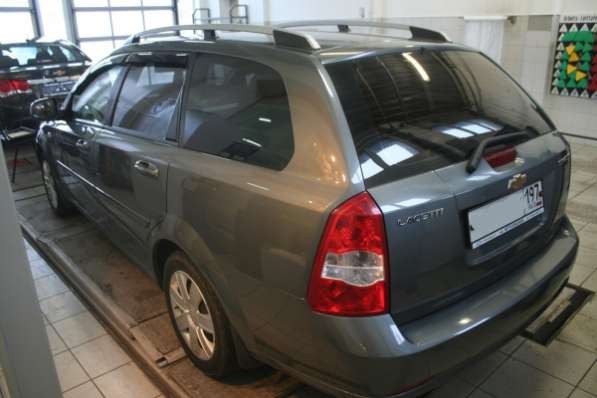 Chevrolet Lacetti 2011г. серый металлик универсал 1.6л 130л.с., продажав Москве в Москве фото 4