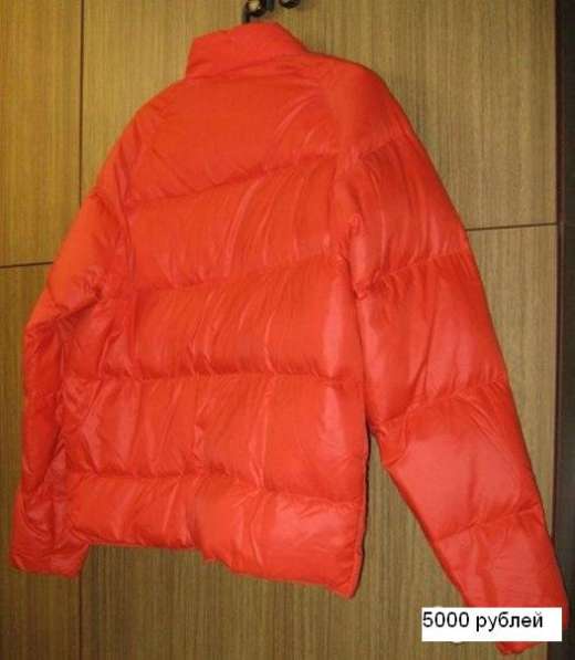 Куртка женская красный пуховик США размер XL 48 - 50 в Сыктывкаре фото 3