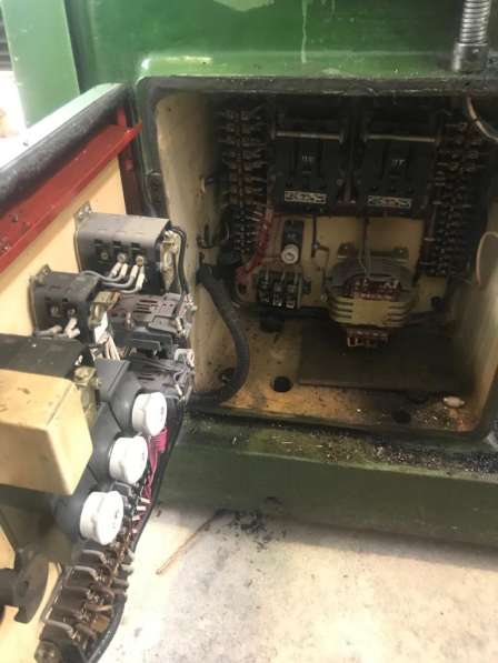 Широкоуниверсально-фрезерный ст-к 6Р82Ш