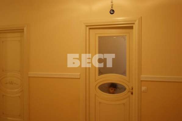 Продам четырехкомнатную квартиру в Москве. Жилая площадь 120 кв.м. Этаж 4. Дом монолитный. в Москве фото 25