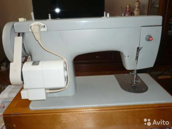 Продам новые швейные машинки, видеомагнитафон и вещи в Зеленогорске фото 7