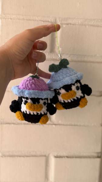 Вязаные игрушки брелки