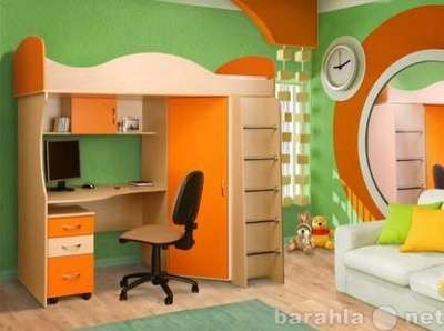 Детская комната с кроватью и шкафами