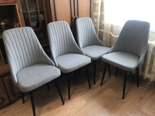 Мягкие стулья