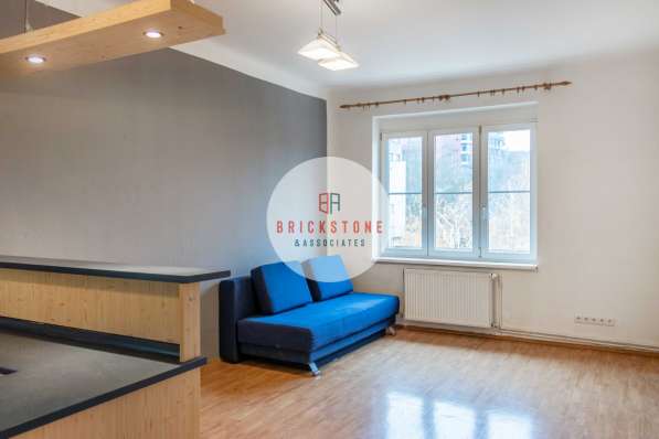 Продажа двухкомнатной квартиры в Праге 5 в фото 13
