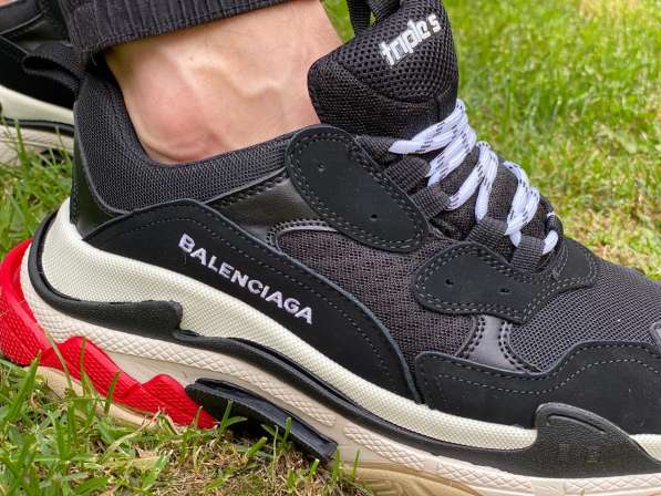 Мужские кроссовки Balenciaga Triple S в Красноярске