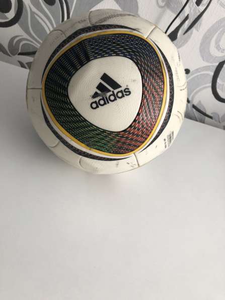 Мяч оригинал adidas Jabulani FIFA World Cup 2010 в фото 3