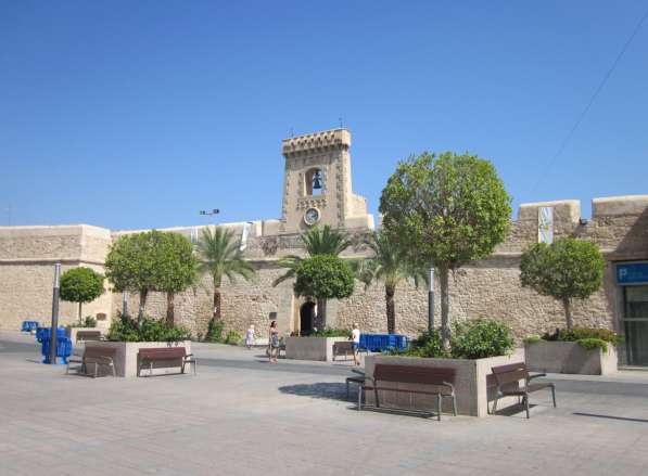 Продается отель Гонсалес visen Playa Levante, s/n,Санта-пола в 