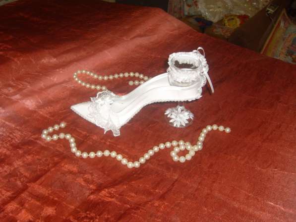 Туфелька невесты в 
