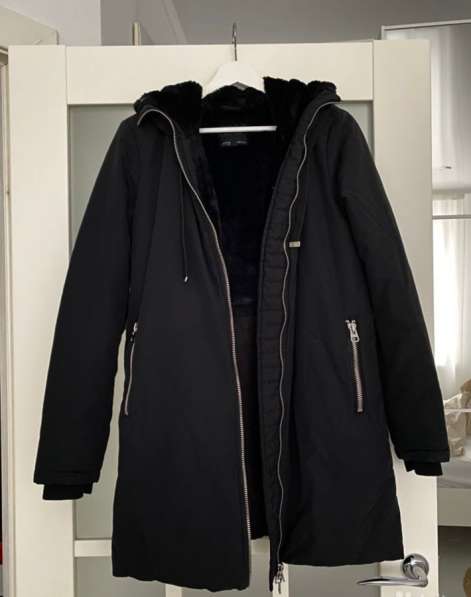 Женское зимнее пальто/пуховик Zara Зара (размер s)