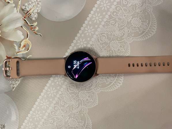 Электронные часы Samsung