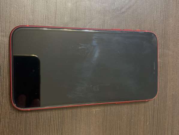 IPhone 11 red 64 GB